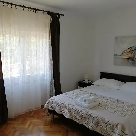 House Tunjarice * Обровац