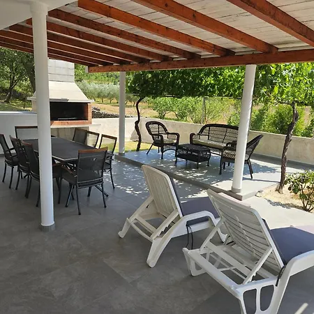 Σπίτι διακοπών House Tunjarice *