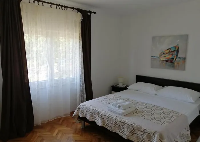 House Tunjarice * 오브로박